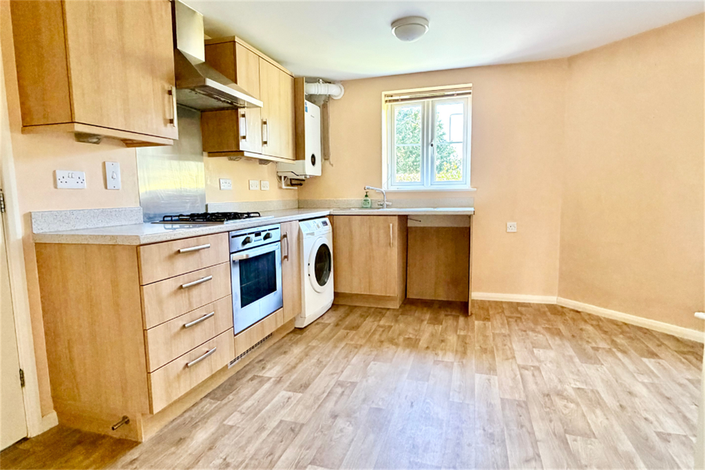 Property photo 3 of 16 Kitchen/Diner