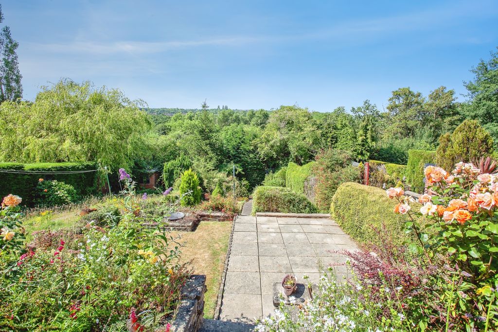 Property photo 3 of 17