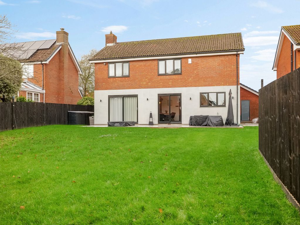 Property photo 2 of 34