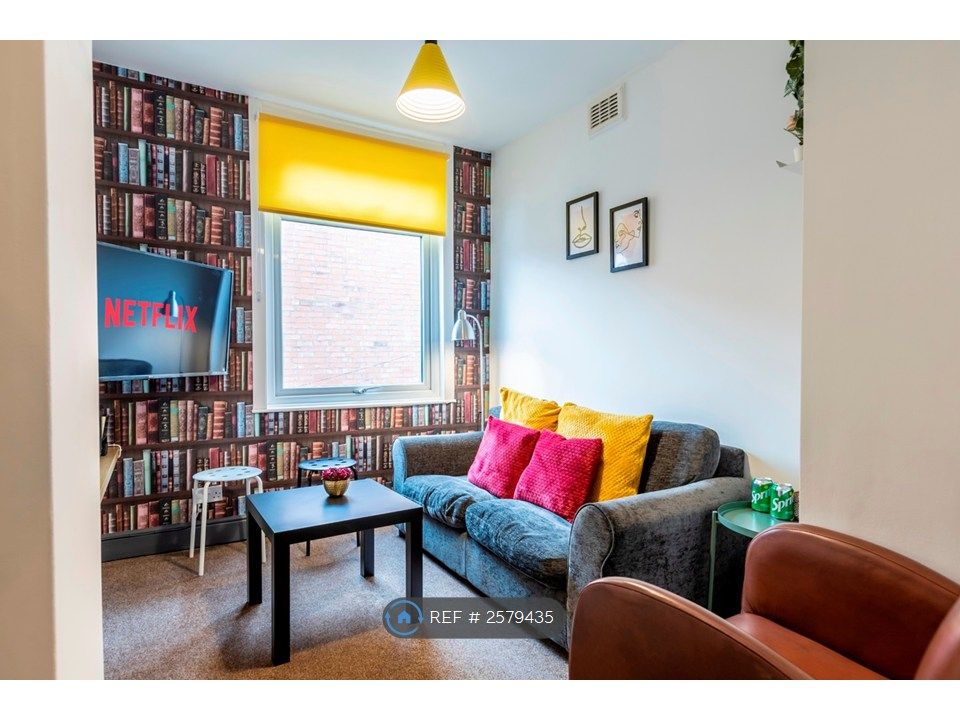 Property photo 3 of 25