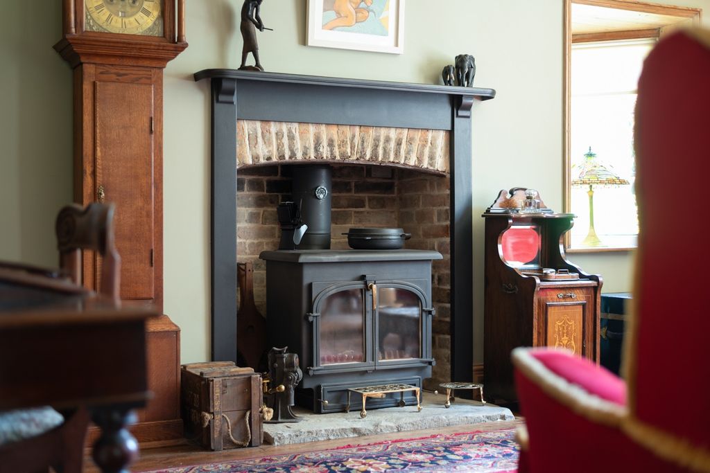 Property photo 3 of 21 4159418