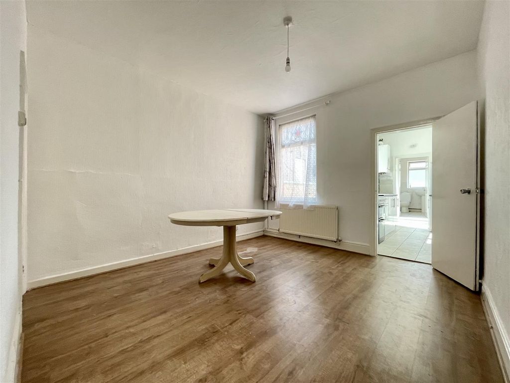 Property photo 3 of 10 Img_4216.Jpeg