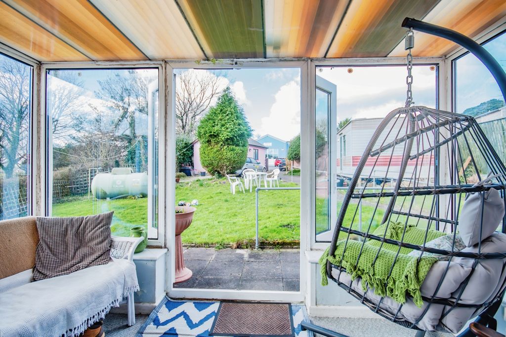 Property photo 3 of 17 Photography