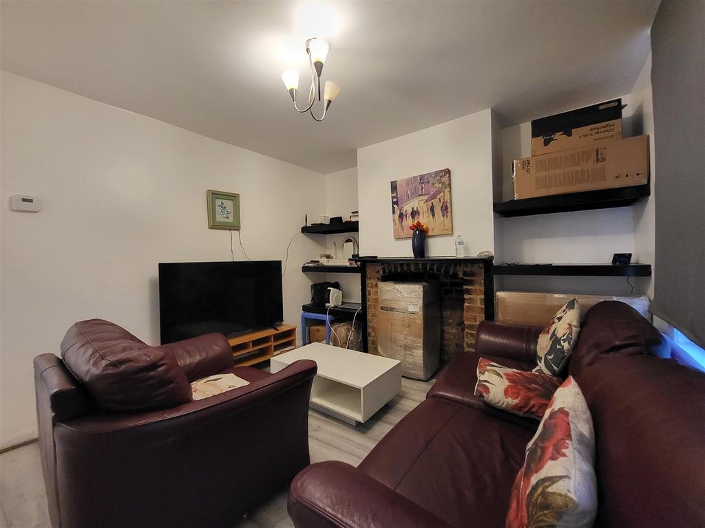 Property photo 2 of 8 20250522_201958.Jpg