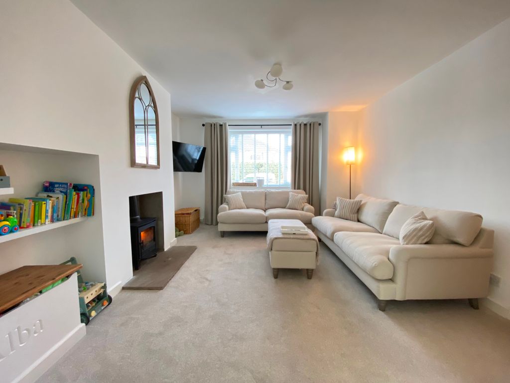 Property photo 2 of 30