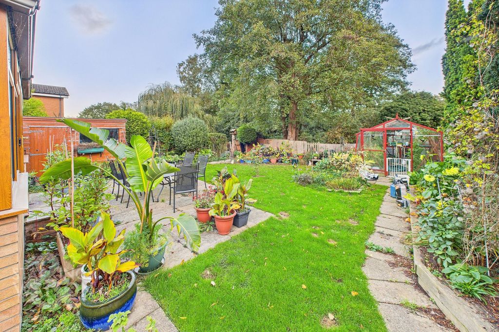 Property photo 2 of 22