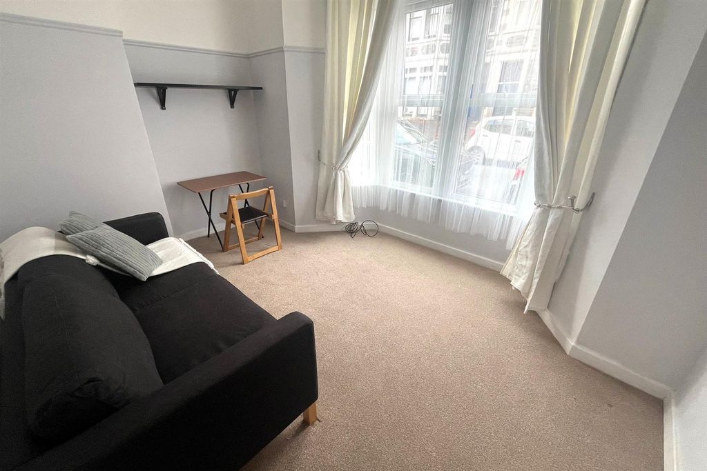 Property photo 2 of 10 1.Jpg