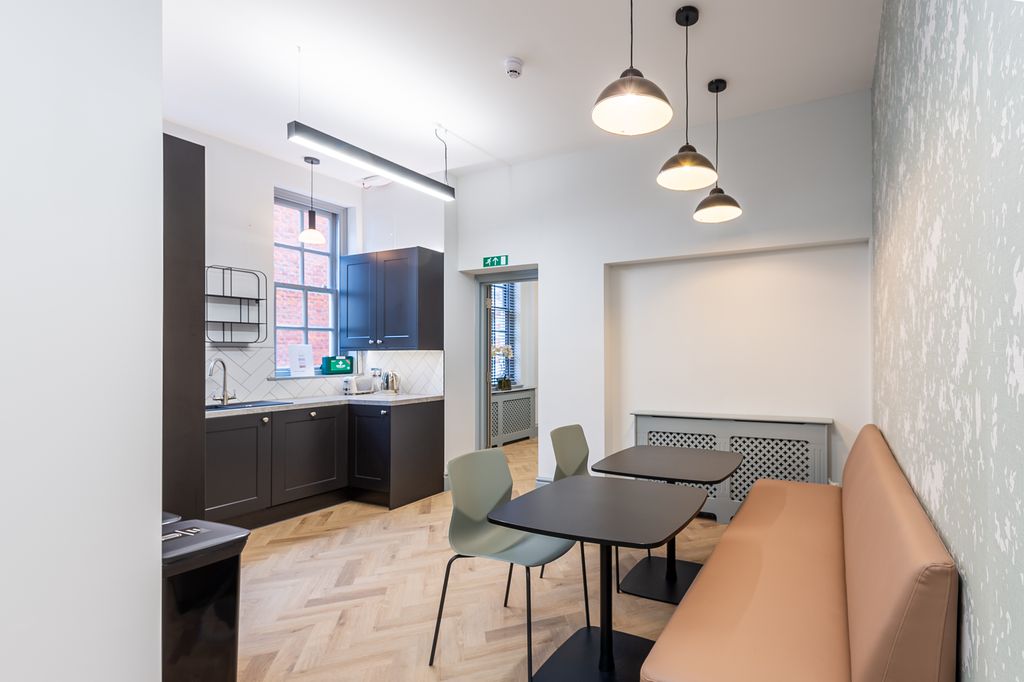 Property photo 3 of 5 Shared Kitchenette