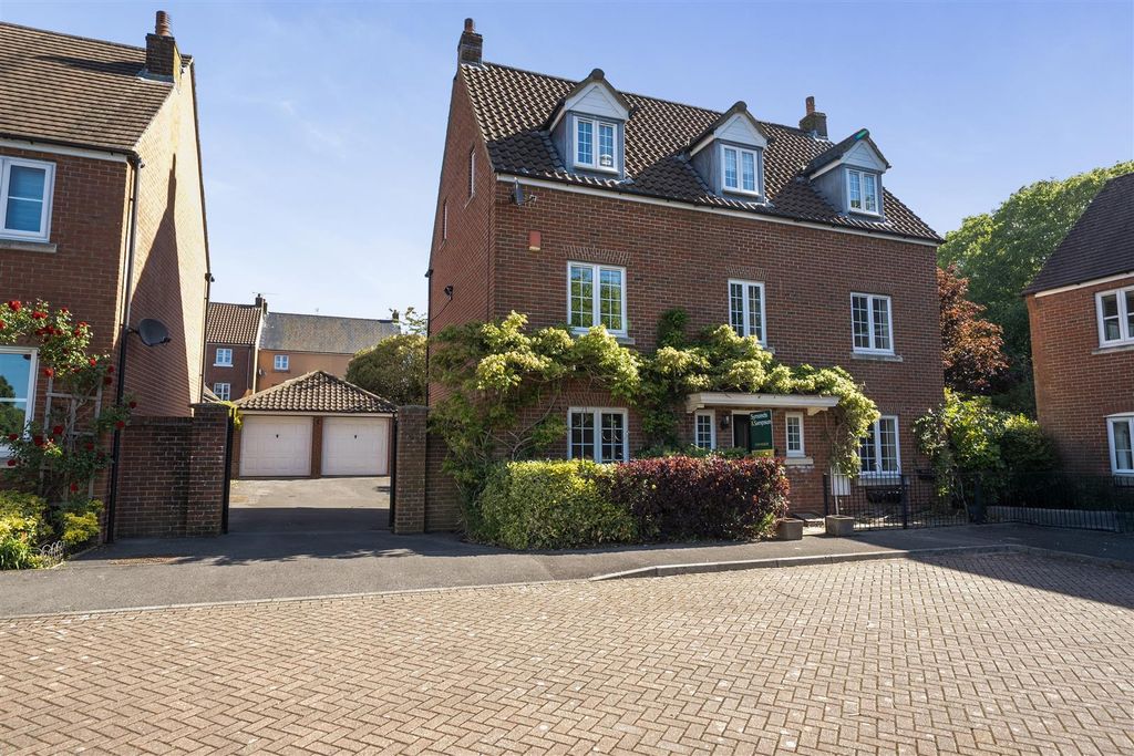 Additional image 19 of 5 bed detached house for saleWestbury Way, Blandford Forum DT11