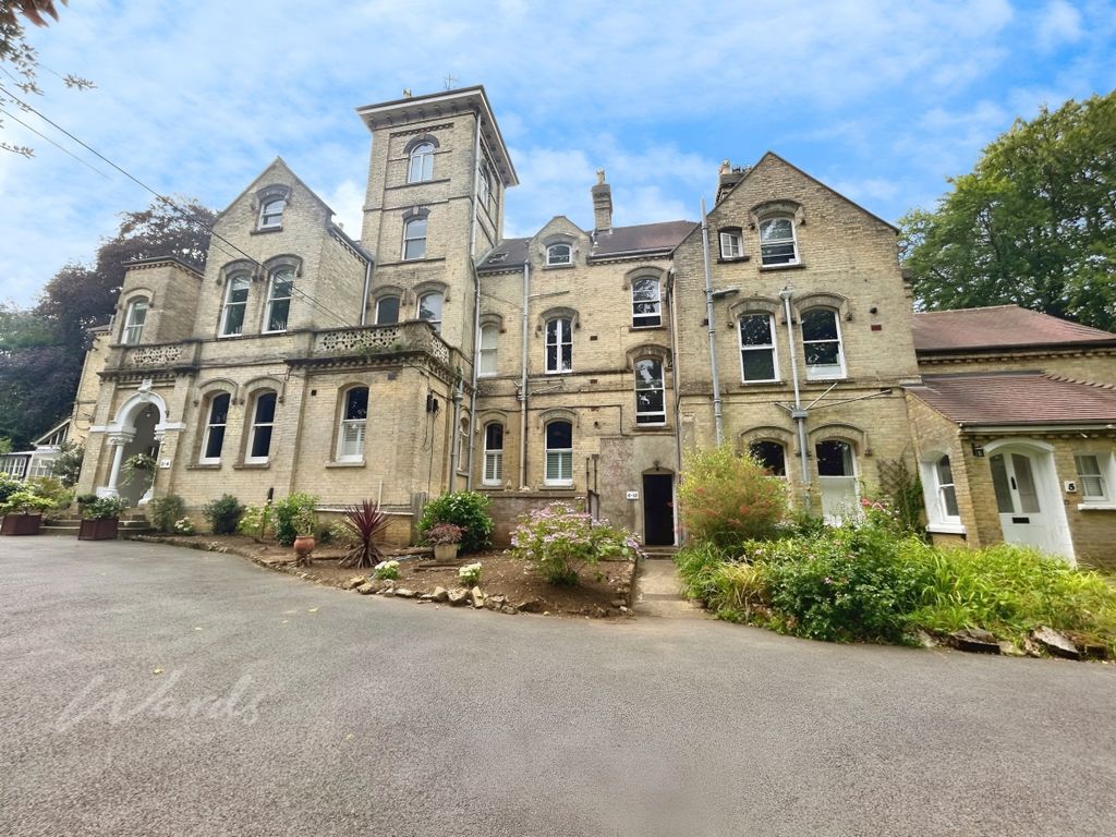 Property photo 1 of 8 Front Eden