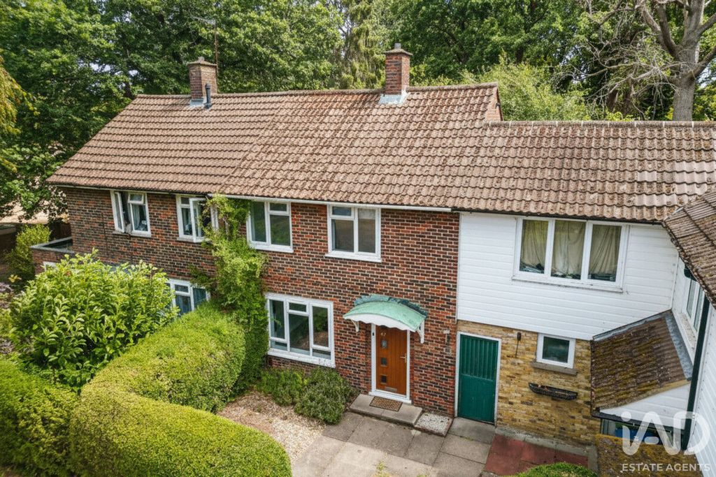 Property photo 1 of 21