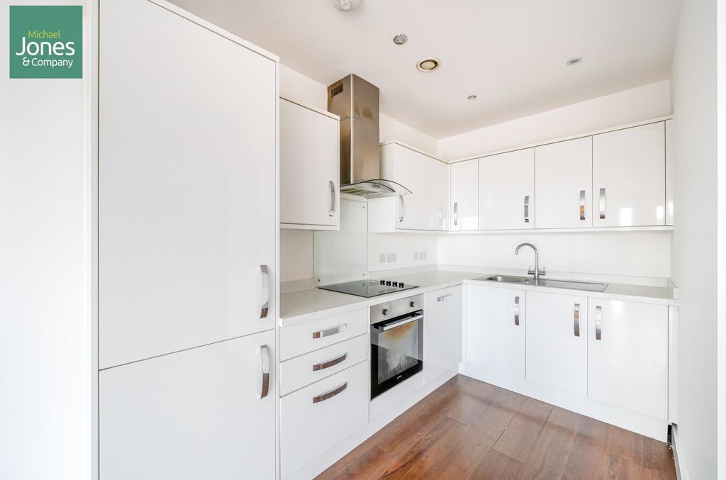 Property photo 2 of 13 Kitchen