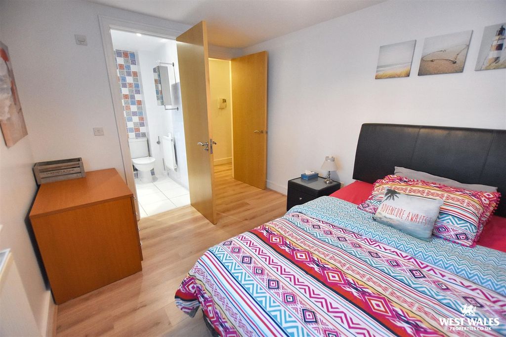 Additional image 8 of 2 bed flat for saleRhodewood House Apartments, St. Brides Hill, Saundersfoot SA69