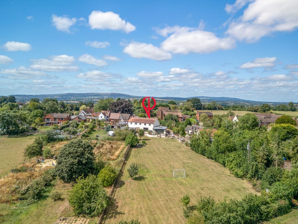 Property photo 2 of 41