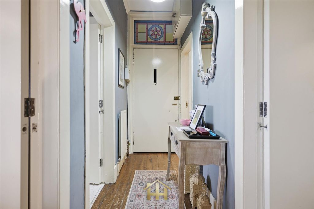 Property photo 3 of 20 87Myr-0007.Jpg