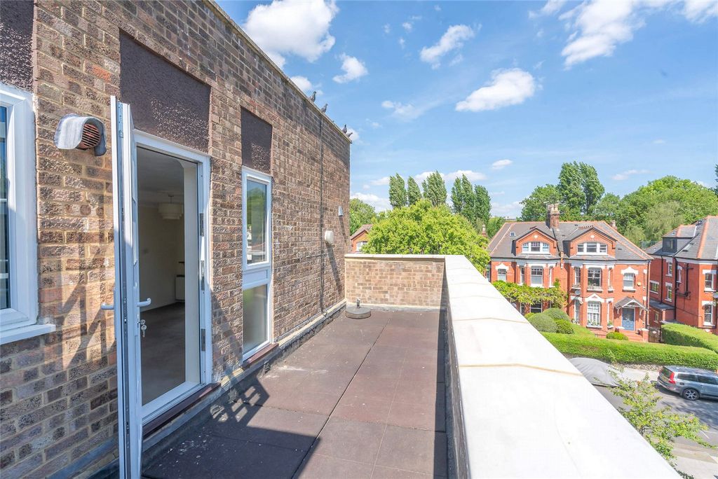 Property photo 1 of 34 Picture No. 37