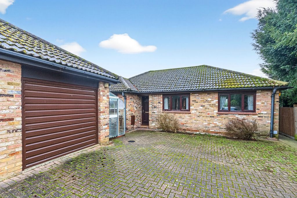 Property photo 1 of 26