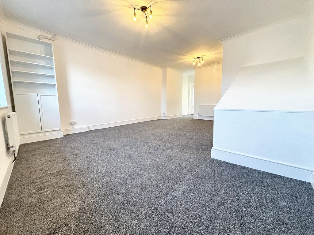 Property photo 3 of 15 Img_2933.Jpeg