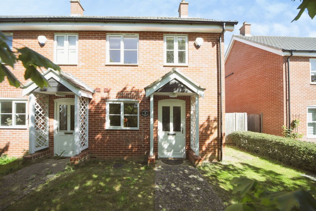 Property photo 1 of 20