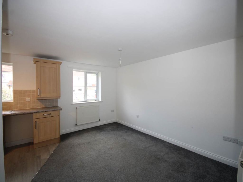 Property photo 3 of 7 Lr