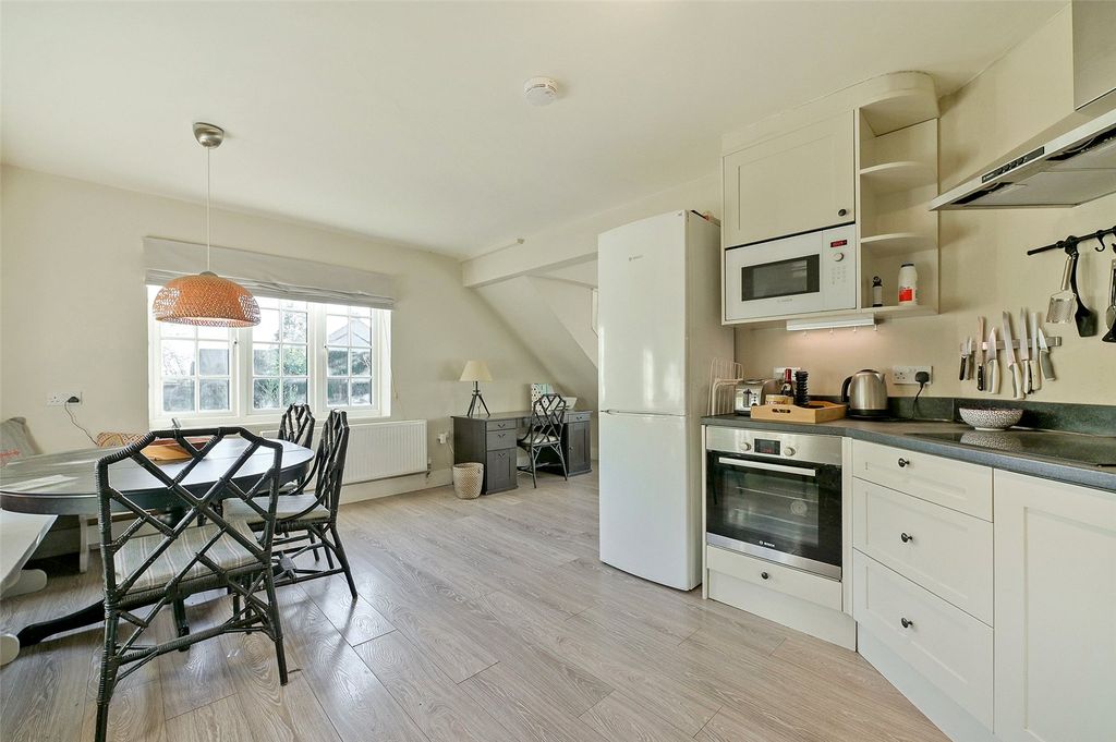 Property photo 3 of 11 Picture No. 02