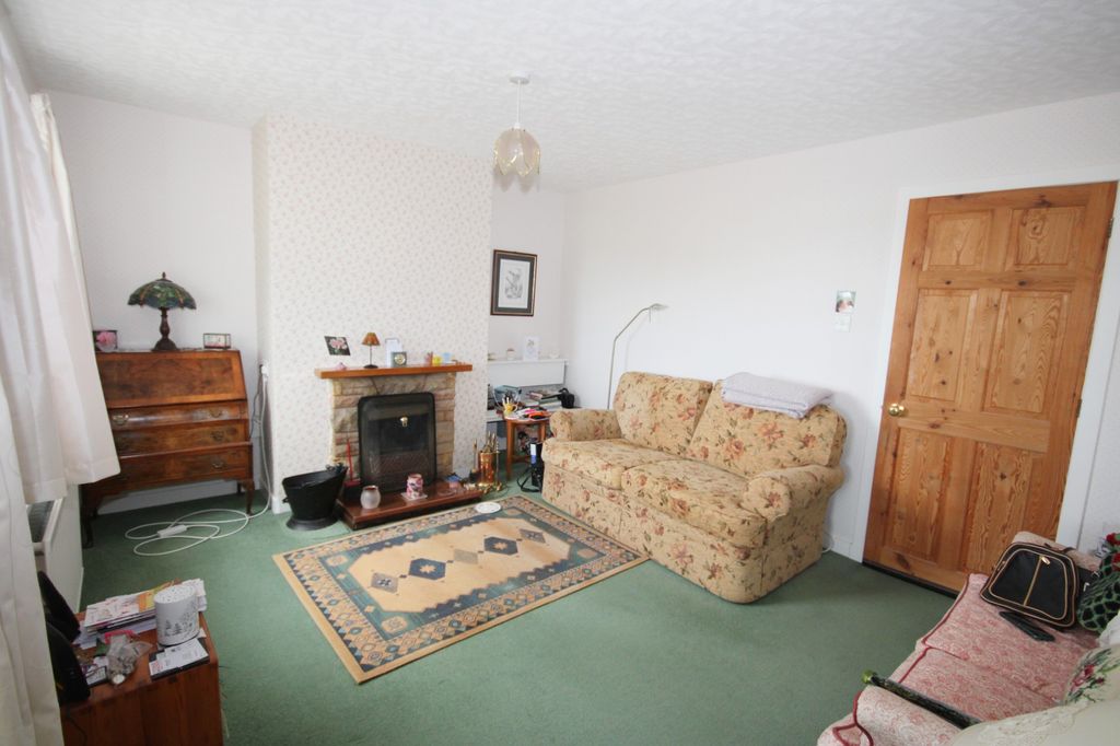Property photo 3 of 26