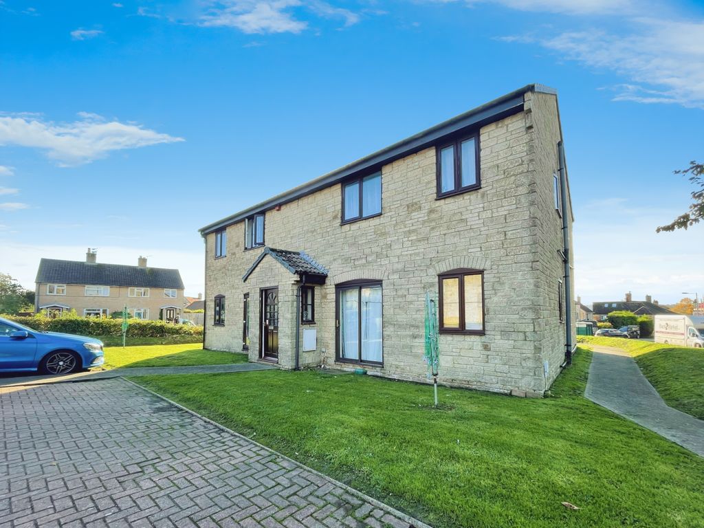 Property photo 1 of 13 4d56383B-1