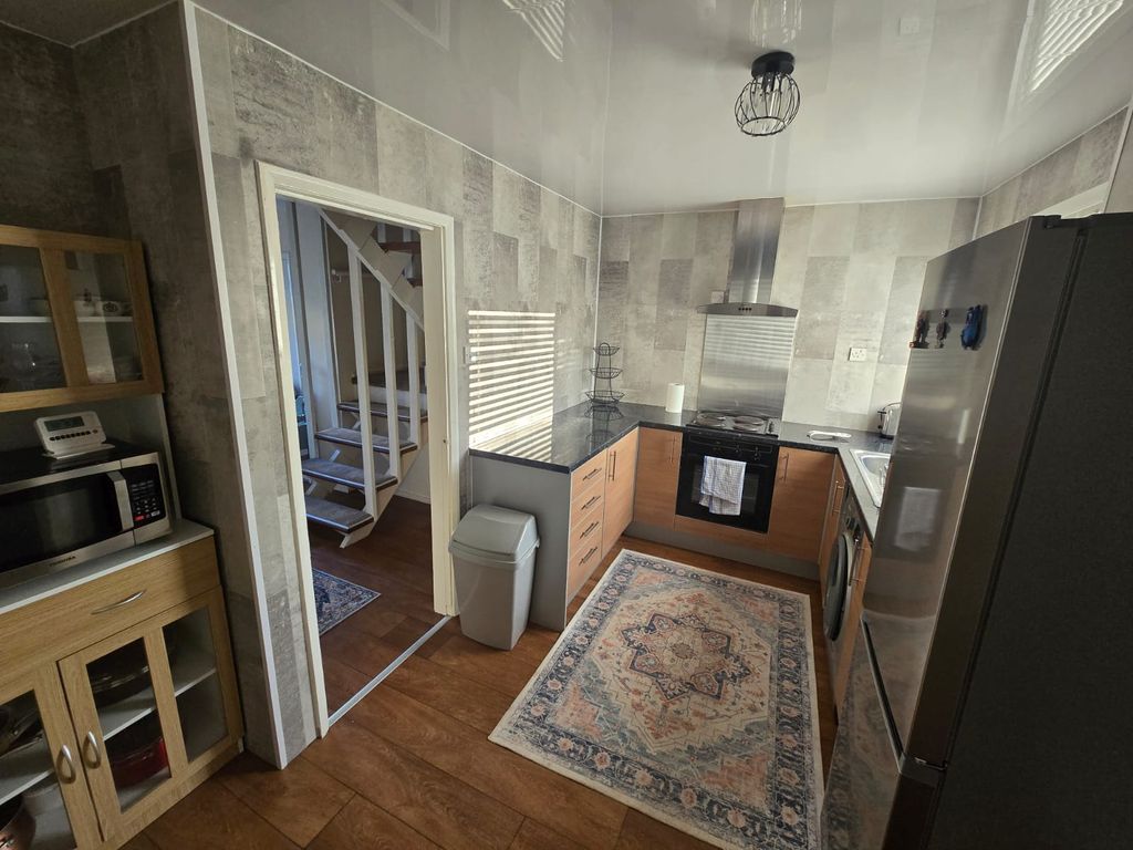 Property photo 2 of 12 Gallery