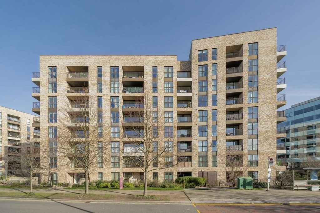 Property photo 1 of 6