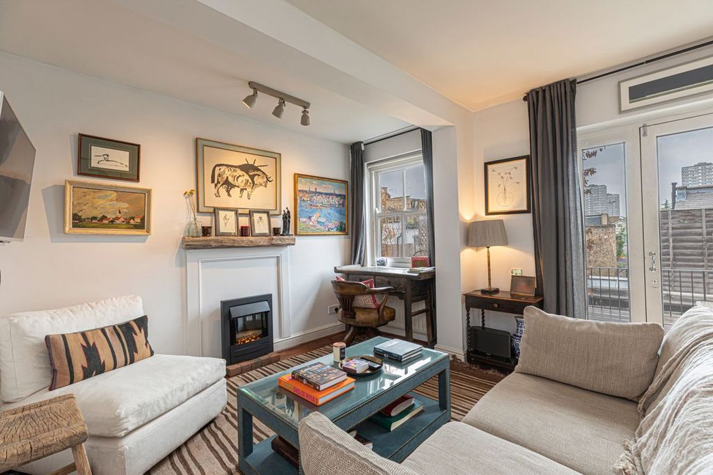 Property photo 3 of 14