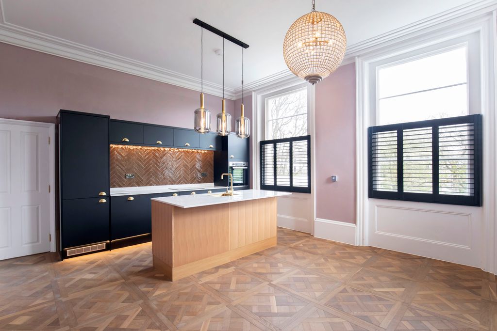 Property photo 1 of 7 Apt 9-02