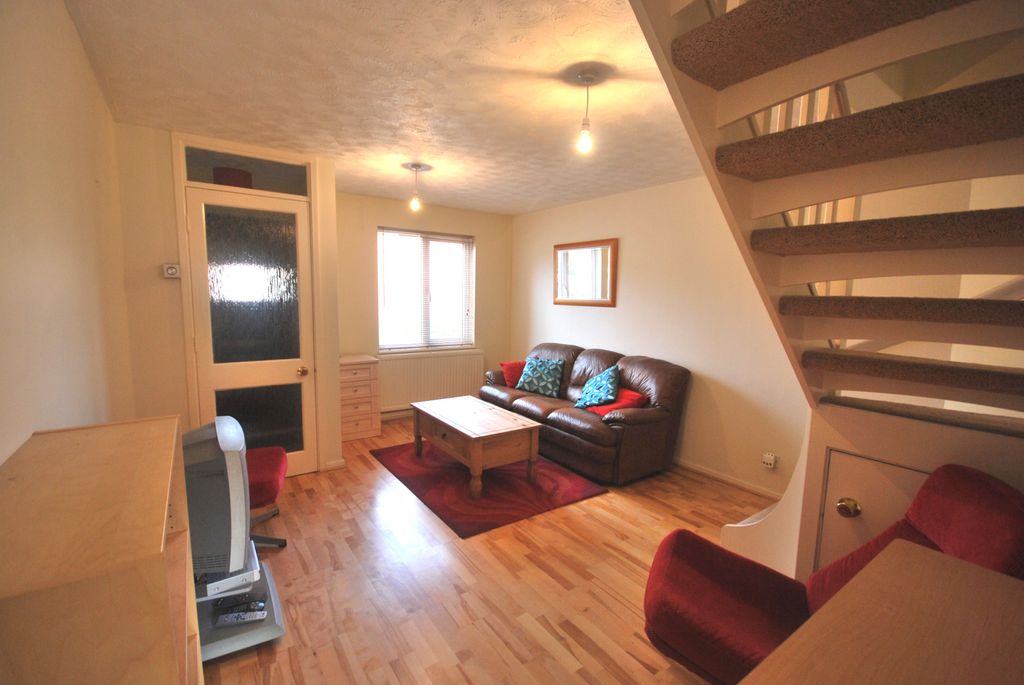 Property photo 2 of 8 Gallery