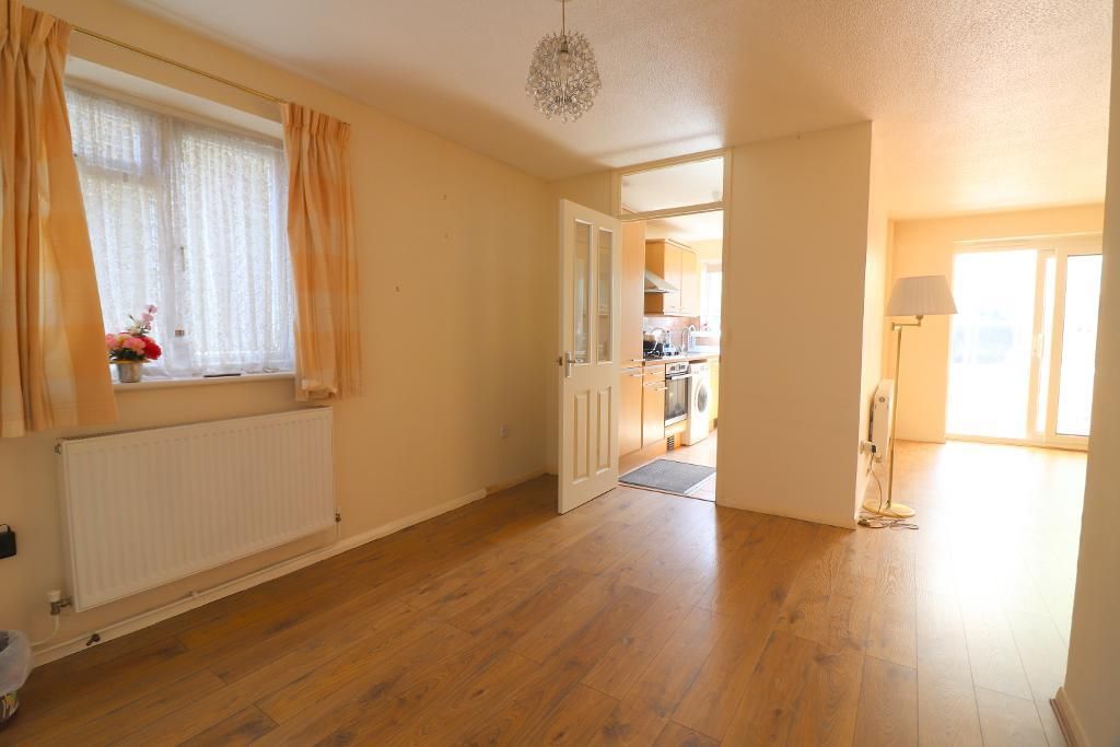 Property photo 3 of 14 Photo 3