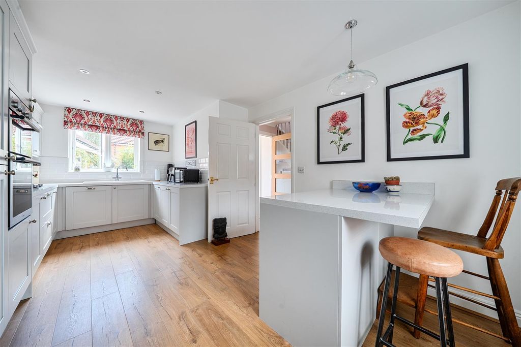 Property photo 2 of 23 2