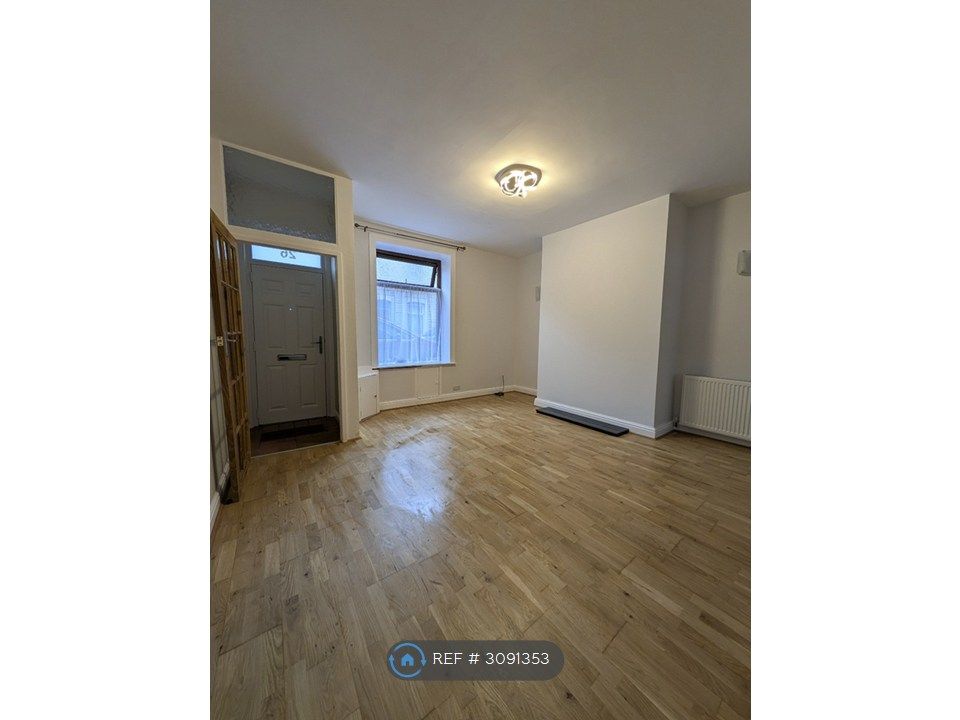 Property photo 3 of 16 Front Room
