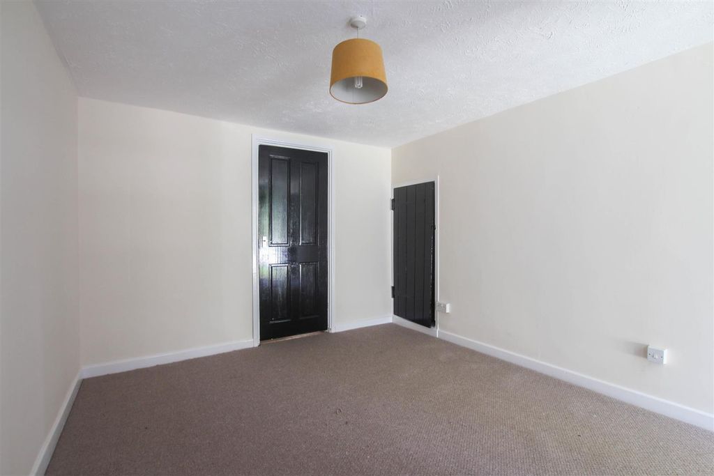 Property photo 3 of 10 Img_6880.Jpg