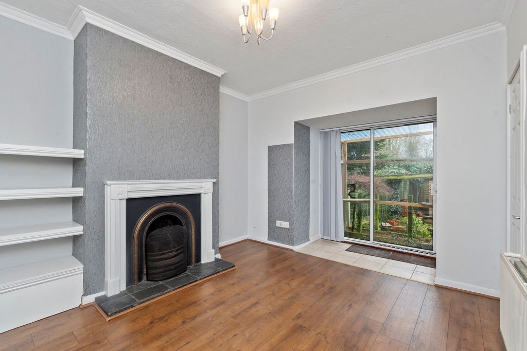 Property photo 3 of 28