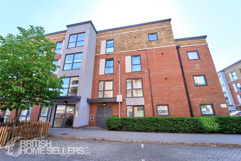 Property photo 1 of 26 Picture No. 06
