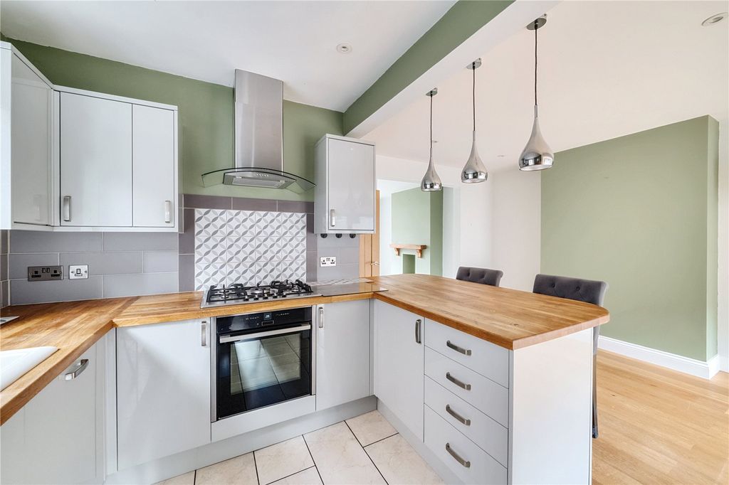 Property photo 3 of 16 Picture No. 06