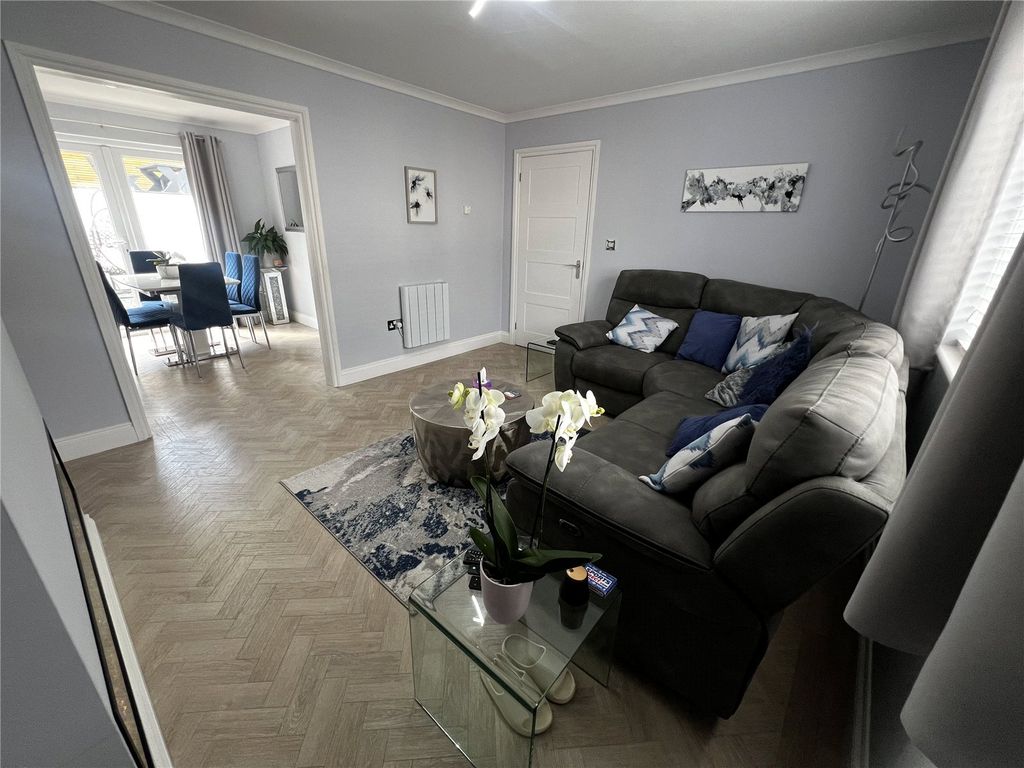 Property photo 3 of 24 Picture No. 20