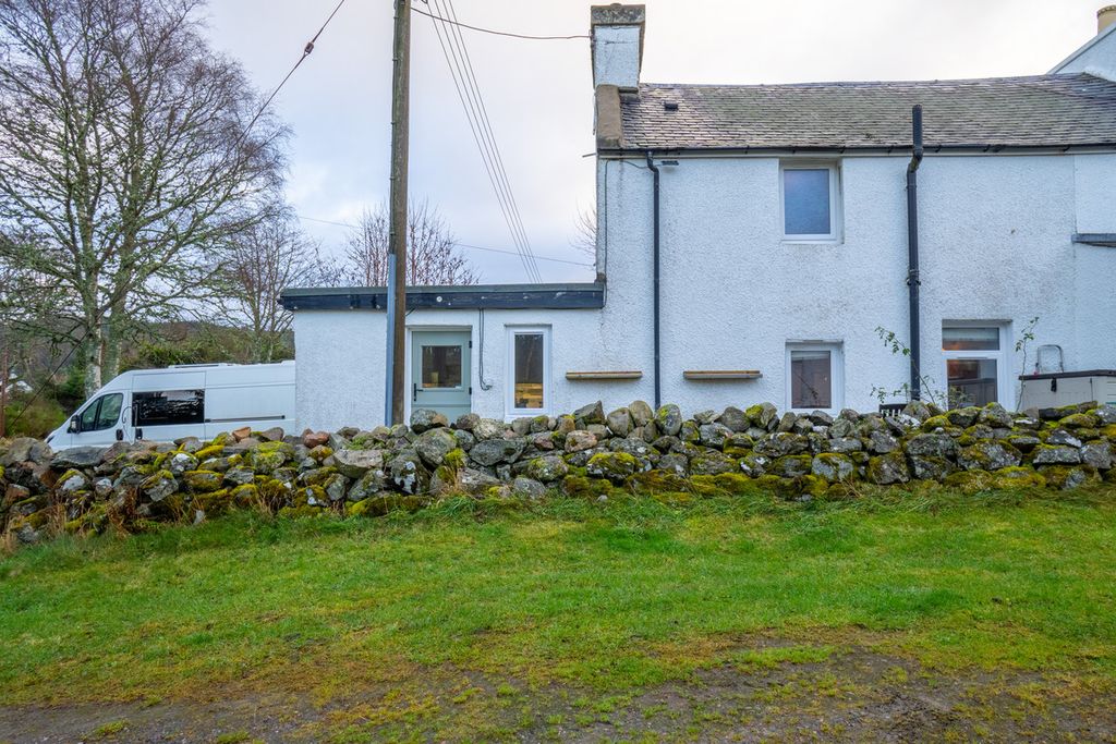 Property photo 1 of 21
