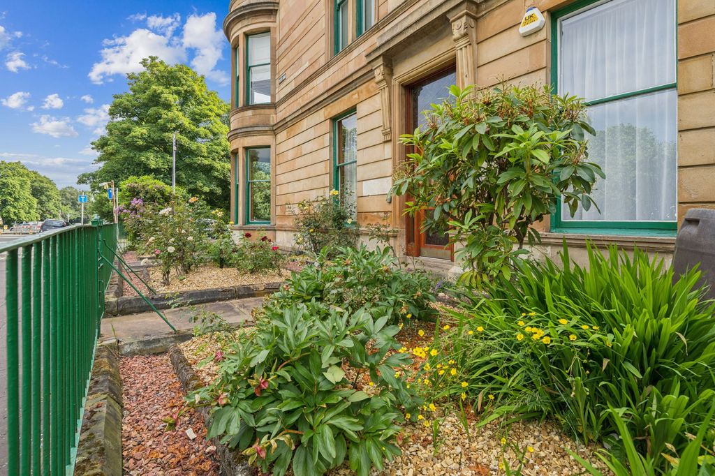Additional image 32 of 4 bed flat for sale689 Shields Road, Main Door, Pollokshields, Glasgow G41