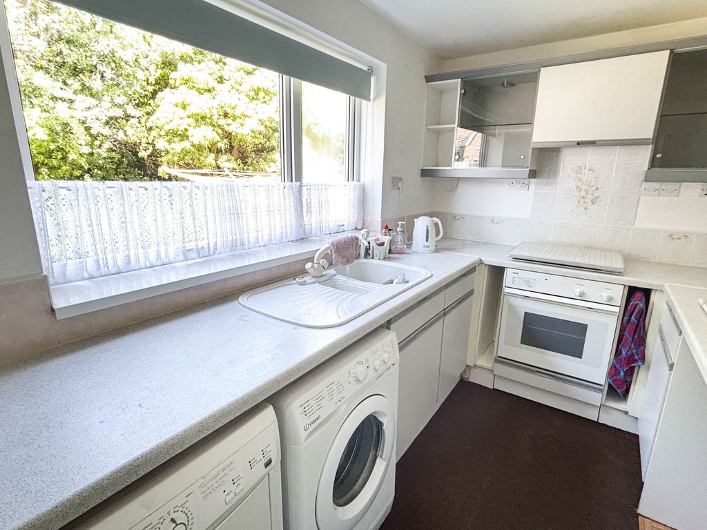 Property photo 3 of 7