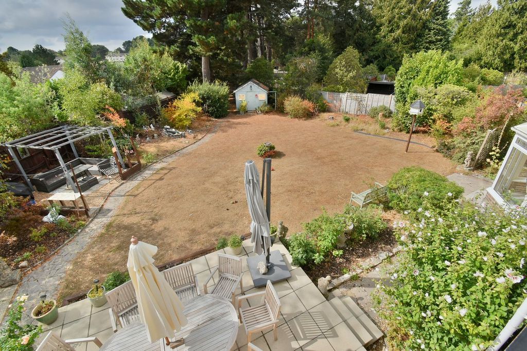 Property photo 3 of 29