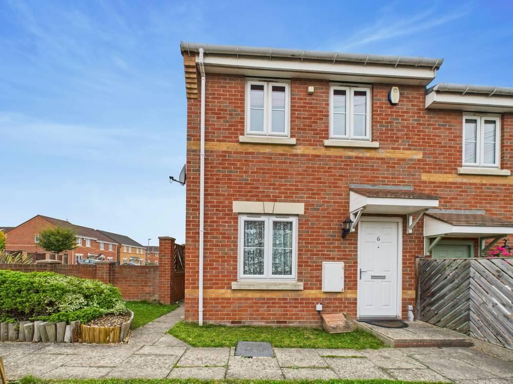 Property photo 1 of 17 Front (Exterior)