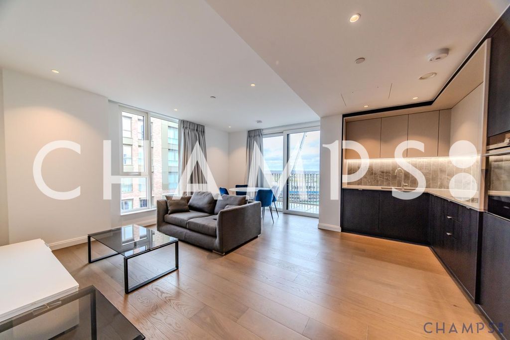 Property photo 1 of 7 Two Bedroon Flat To Rent At Se11