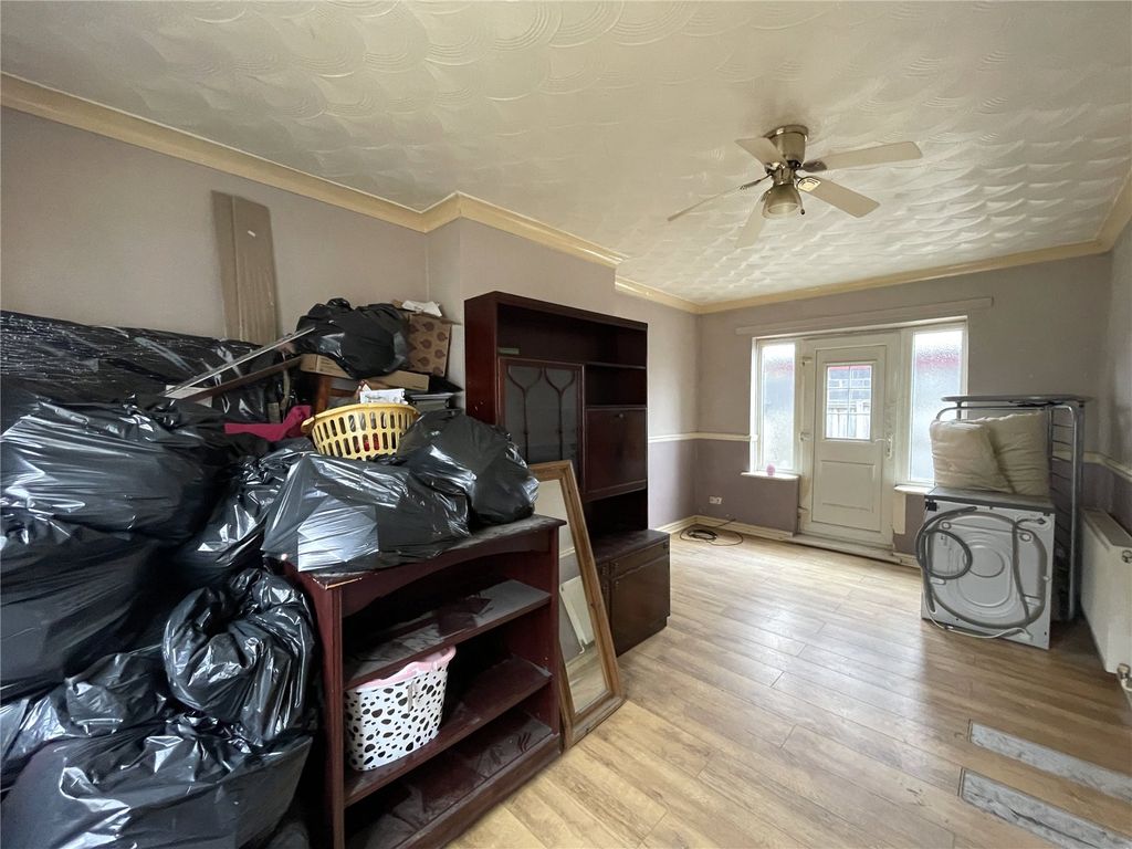 Property photo 2 of 12 Picture No. 02