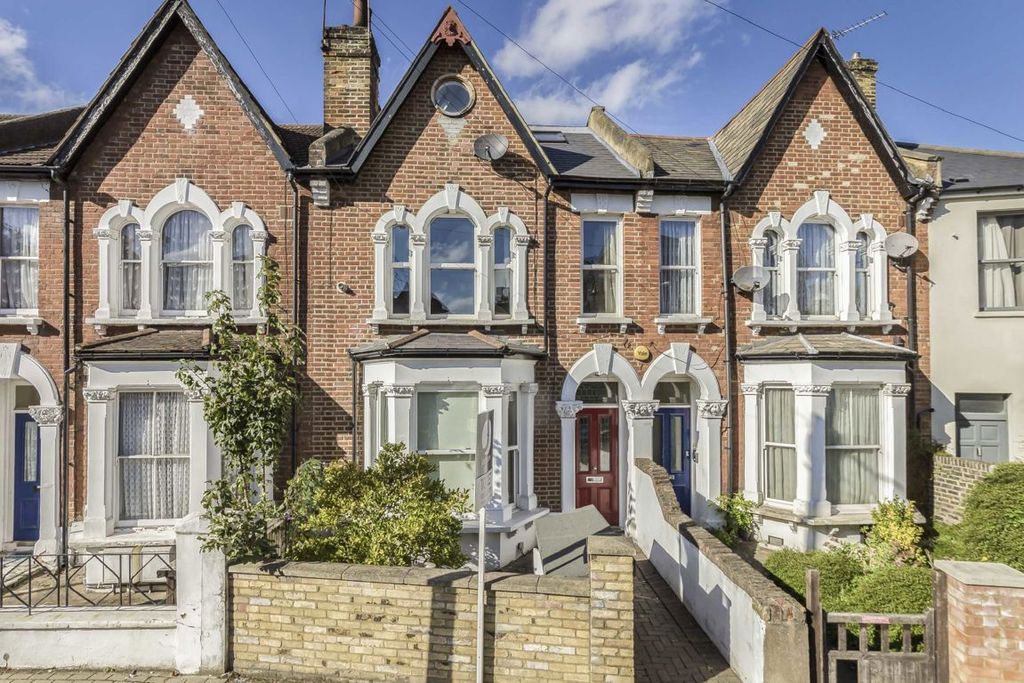 Property photo 1 of 7