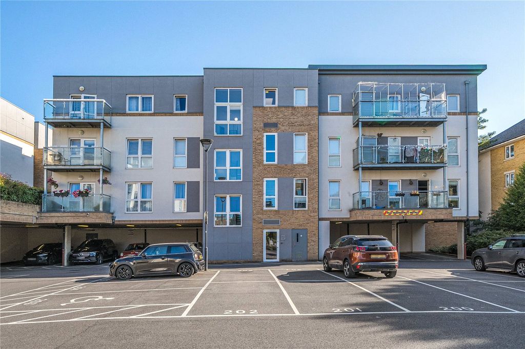 Property photo 1 of 12 Picture No. 11