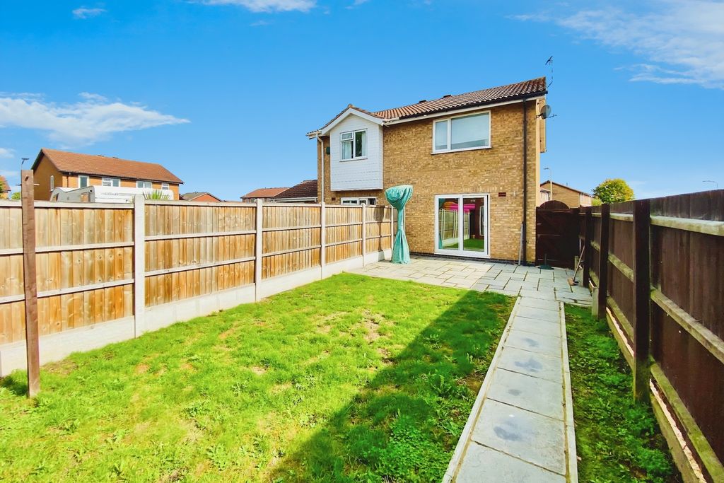 Property photo 2 of 14